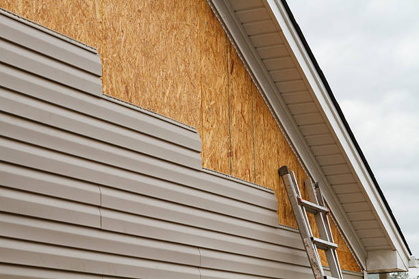 24/7 Emergency Vinyl Siding experts in Butler, KY